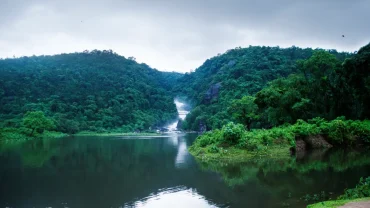 Panthumai Waterfall